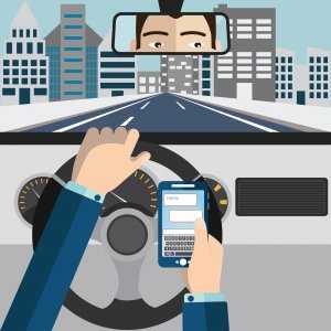 שימוש בטלפון בזמן נהיגה